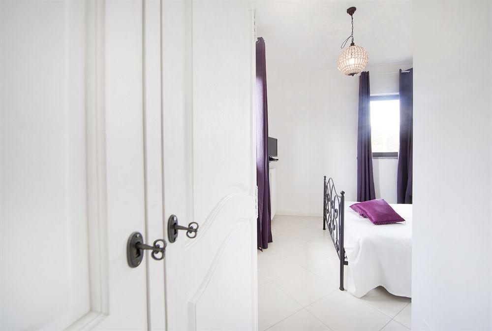 B&B The Divine แวร์บาเนีย ภายนอก รูปภาพ