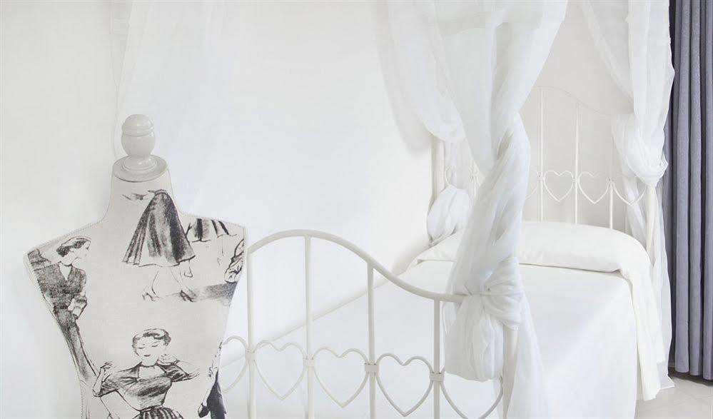 B&B The Divine แวร์บาเนีย ภายนอก รูปภาพ